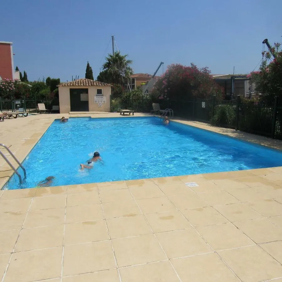 Residence Les Grimaudieres 0*, Grimaud