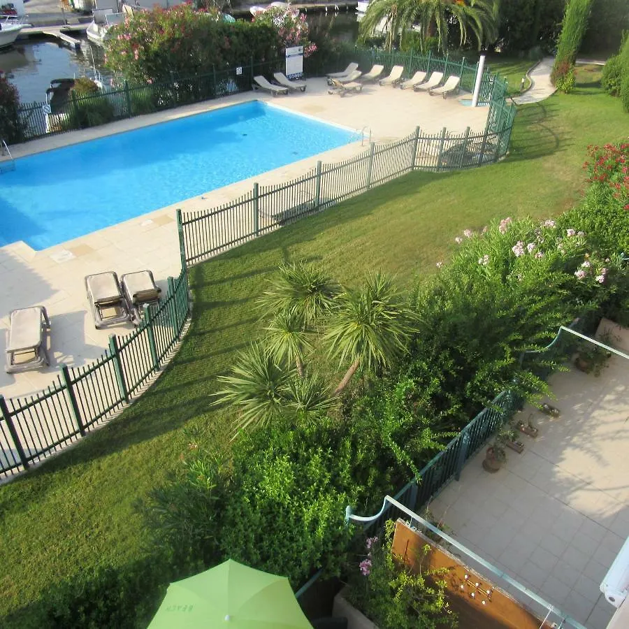 Residence Les Grimaudieres 0*, Grimaud